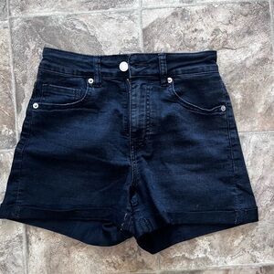 H&M black shorts - size 4